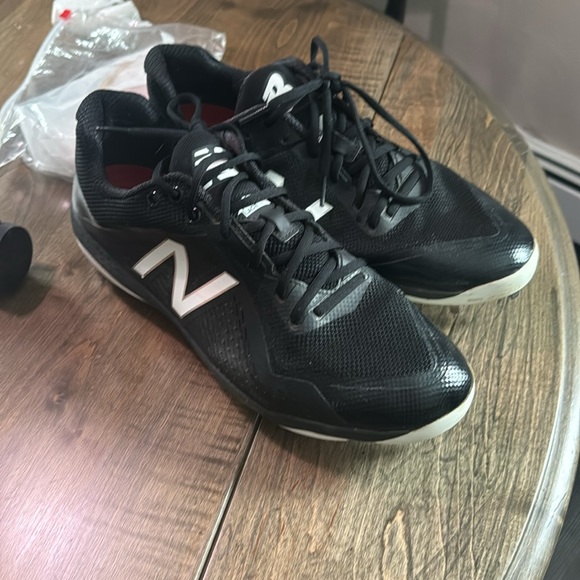 New balance Baseball Cleats size 13M - Picture 2 of 5